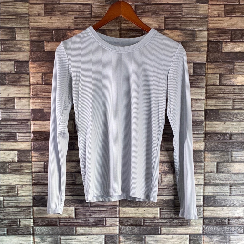 Pre Owned White Ribbed Light Blue XS Long Sleeve Top